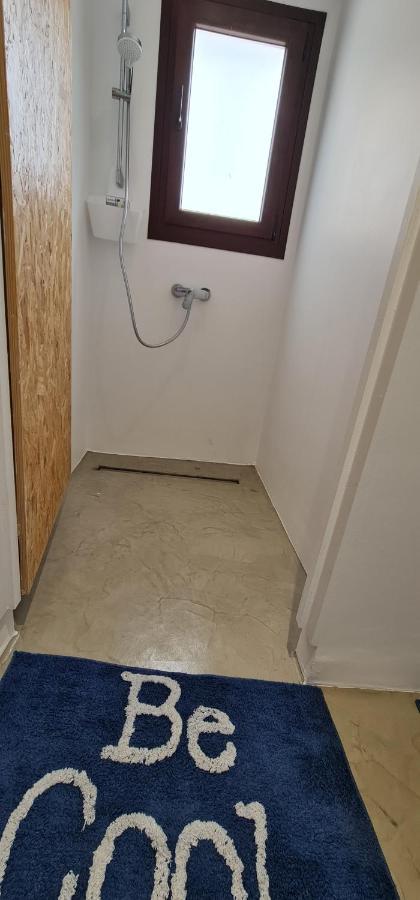 Bee Hostel Paphos Ngoại thất bức ảnh